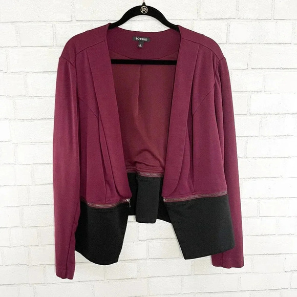 Torrid Burgundy & Black Color Block Shawl Collar Blazer Women's Plus Size 3X - Picture 1 of 8